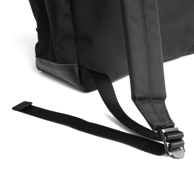BLACK NYLON ACUTE DAYPACK アキュートデイパック | evergreen