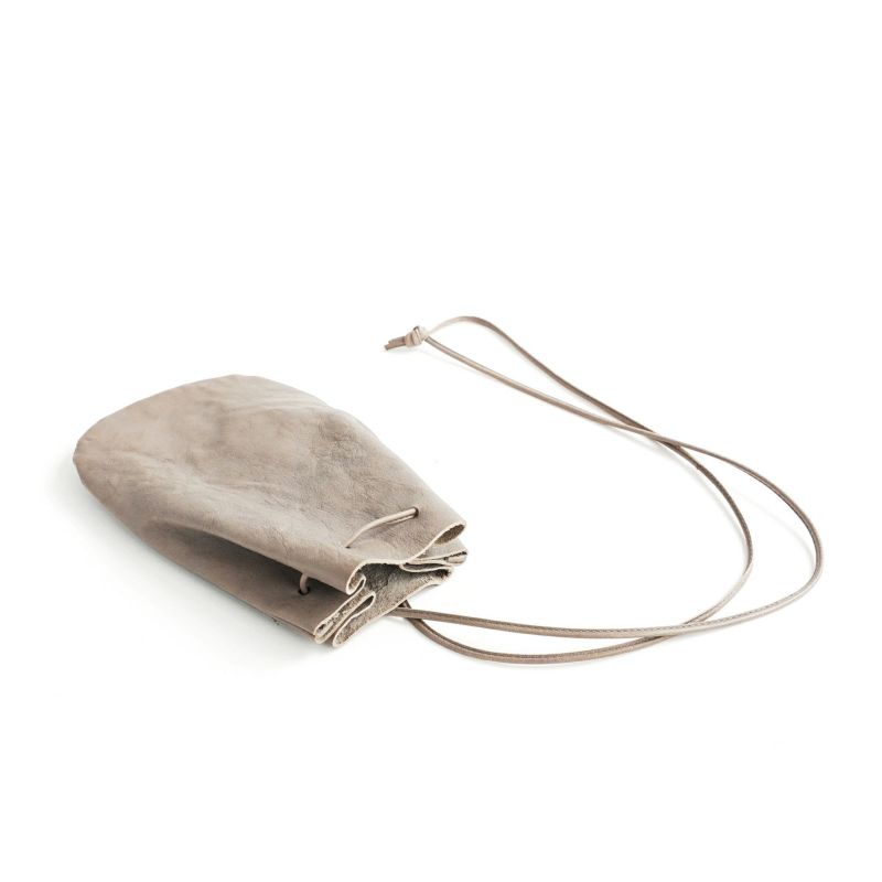 VEGETABLE HORSE LEATHER DROP SHAPE POUCH S ドロップシェイプ