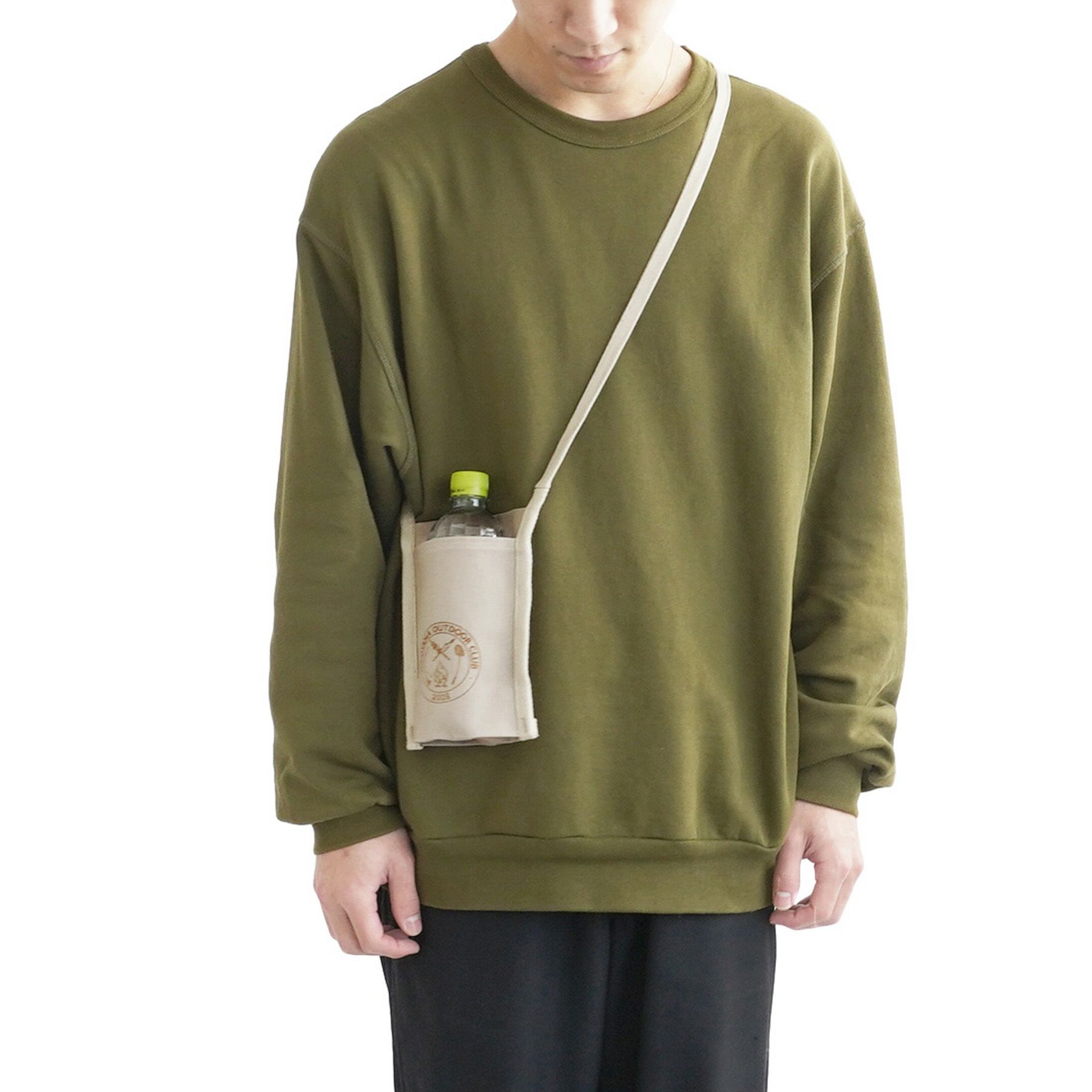 こちらのカラーの展開はございません。