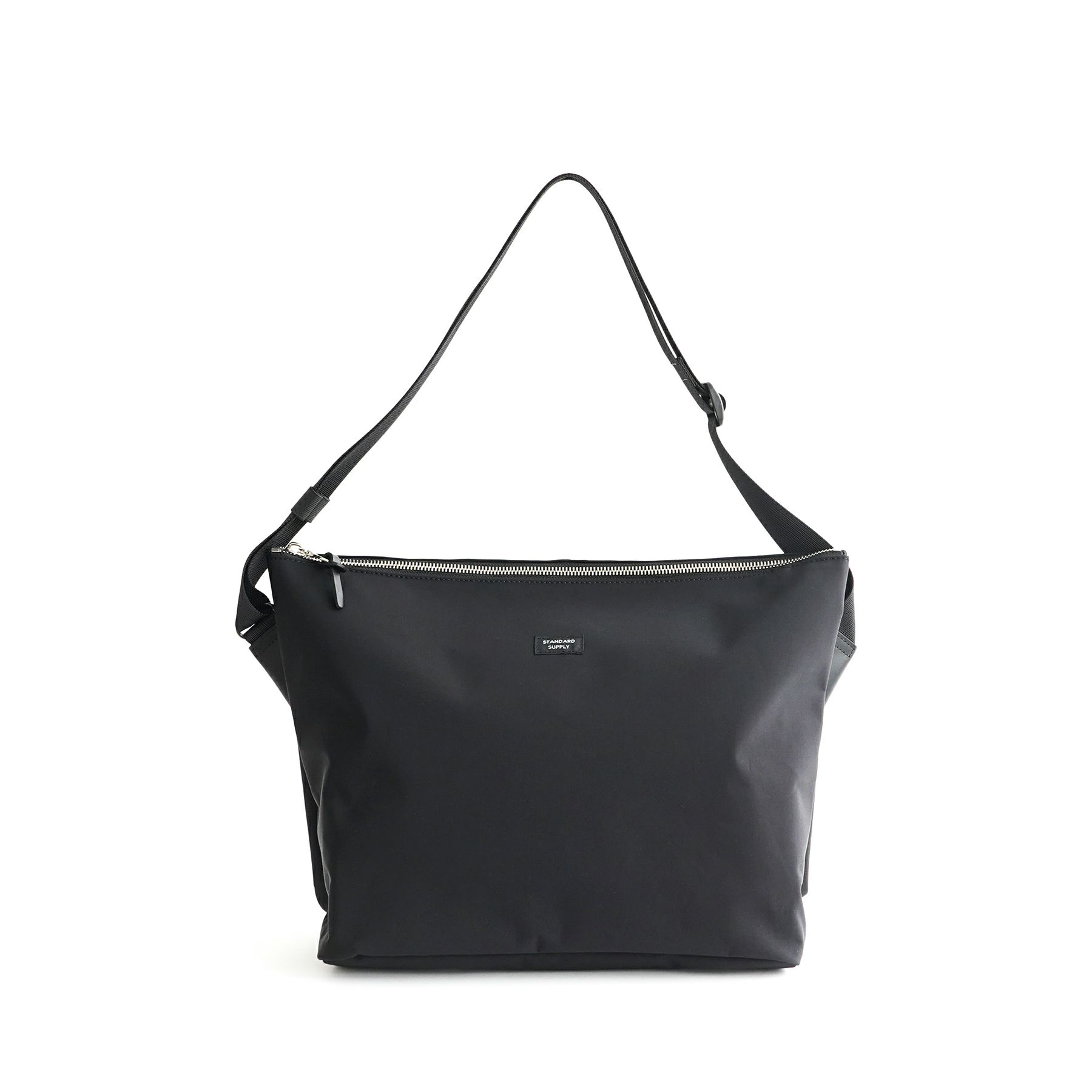 ZIP TOP SHOULDER / 1色展開