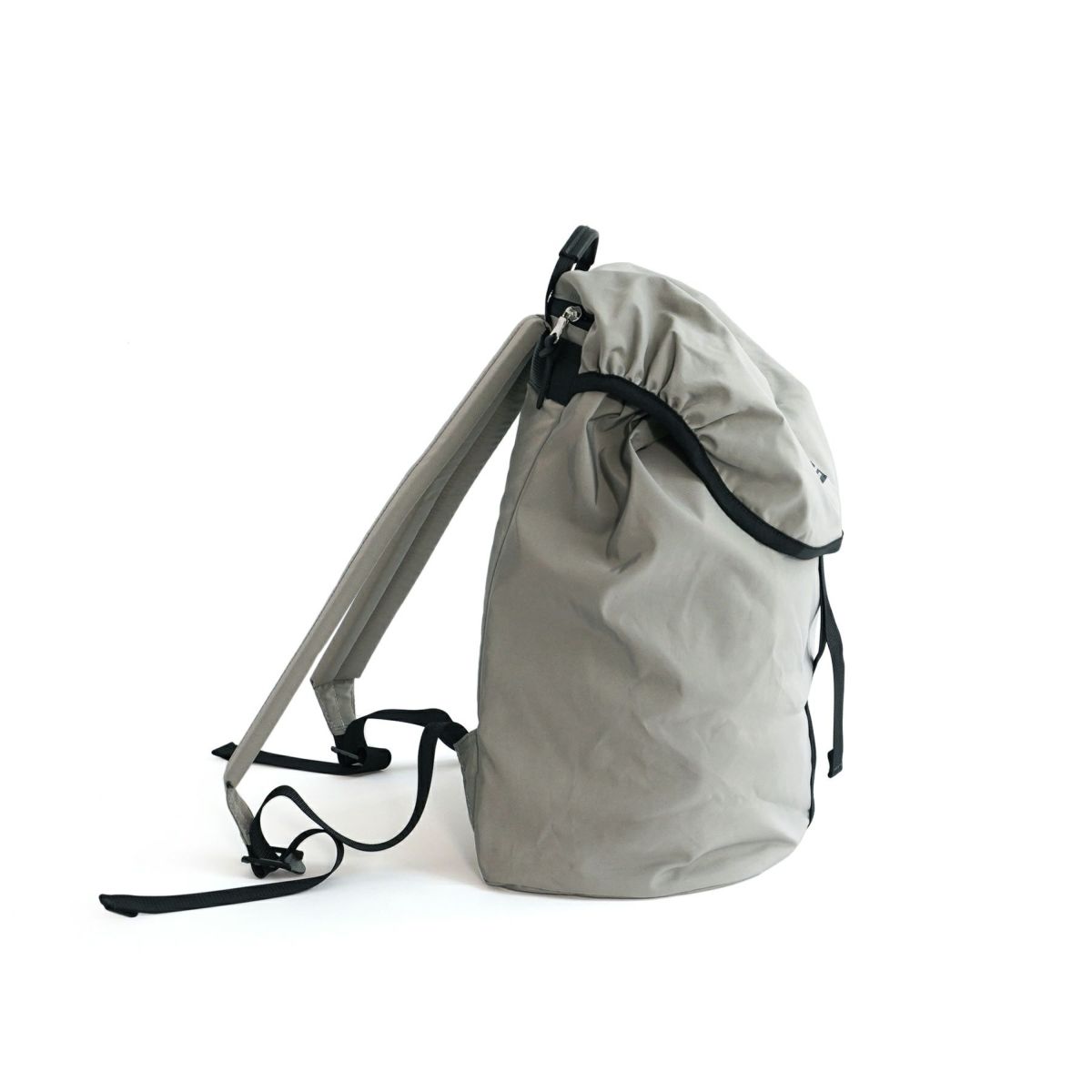 ※現在こちらのカラーは展開しておりません。