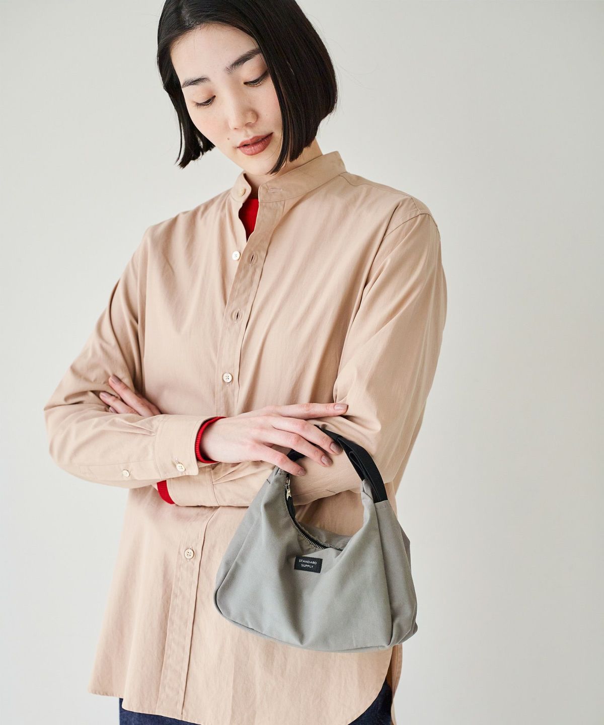 ※こちらのカラーの展開はございません。