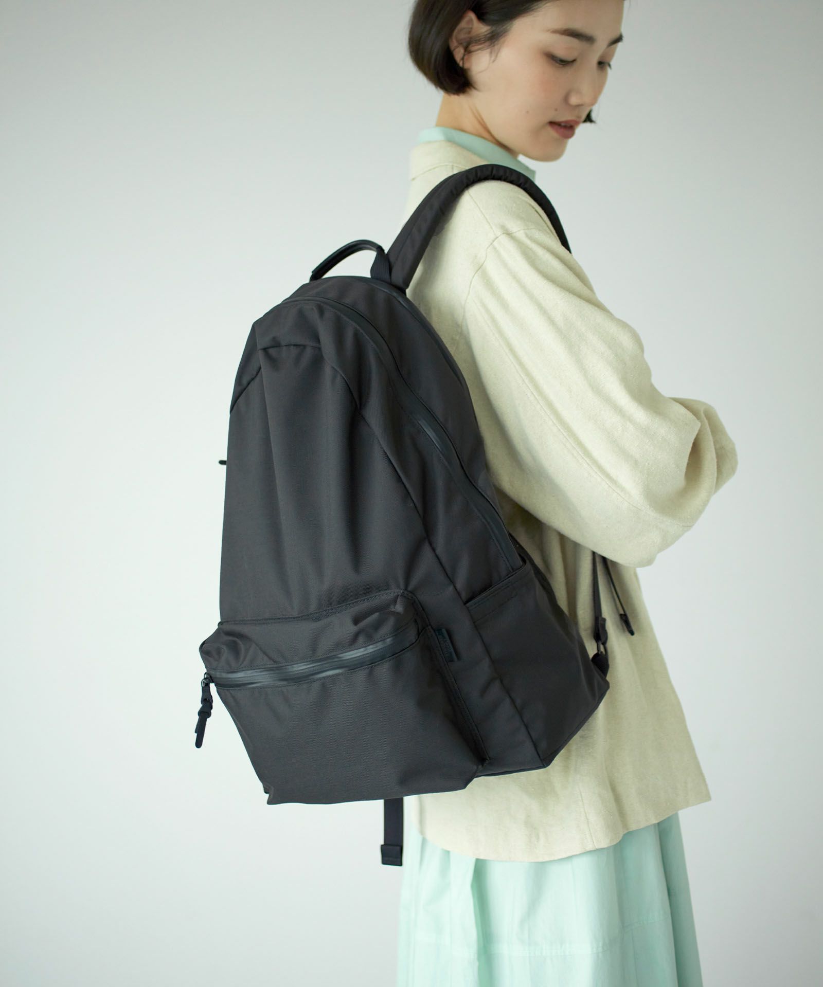 MATTE 2R COMMUTE DAYPACK 2ルームコミュートデイパック | evergreen  