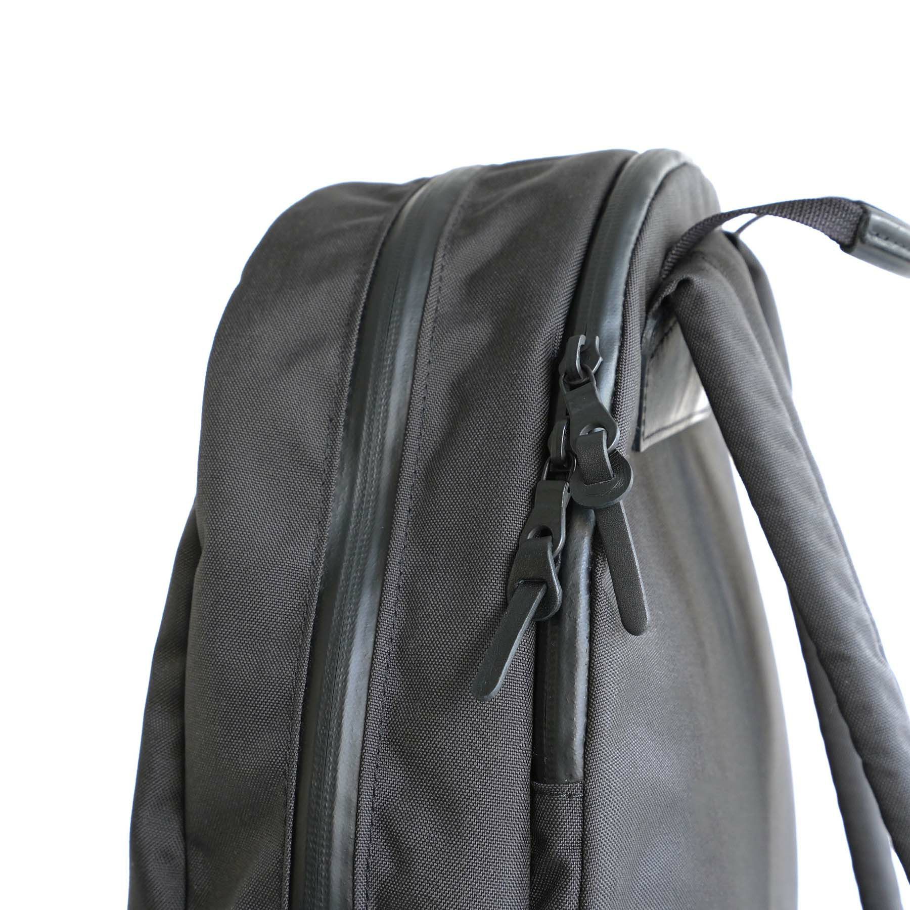 MATTE 2R COMMUTE DAYPACK 2ルームコミュートデイパック | evergreen 