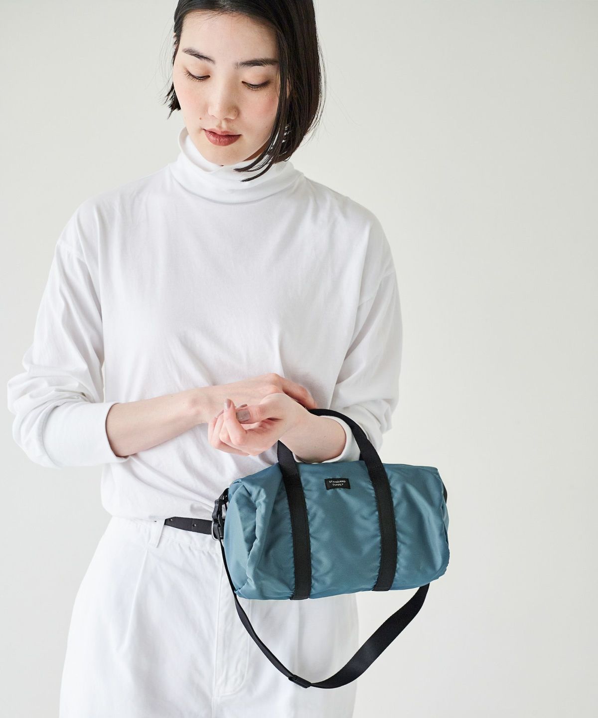 現在こちらのカラーは展開しておりません。