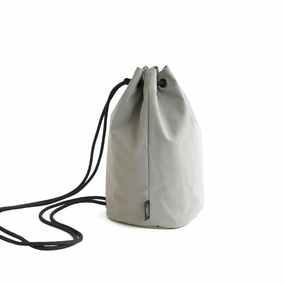 ※こちらのカラーの展開はございません。