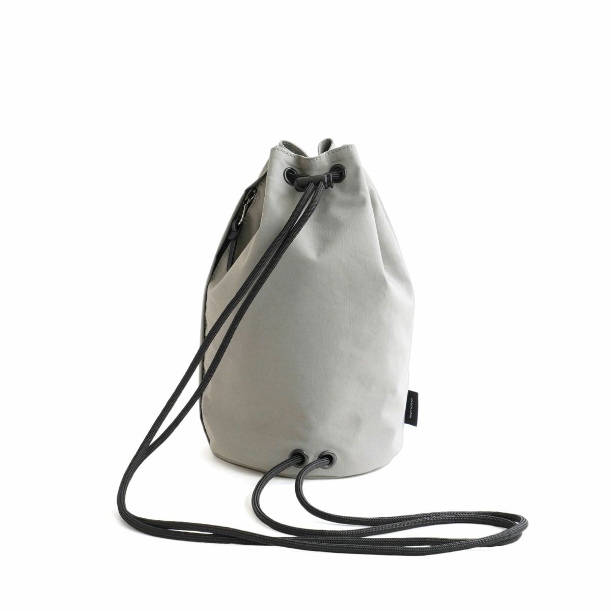 ※こちらのカラーの展開はございません。