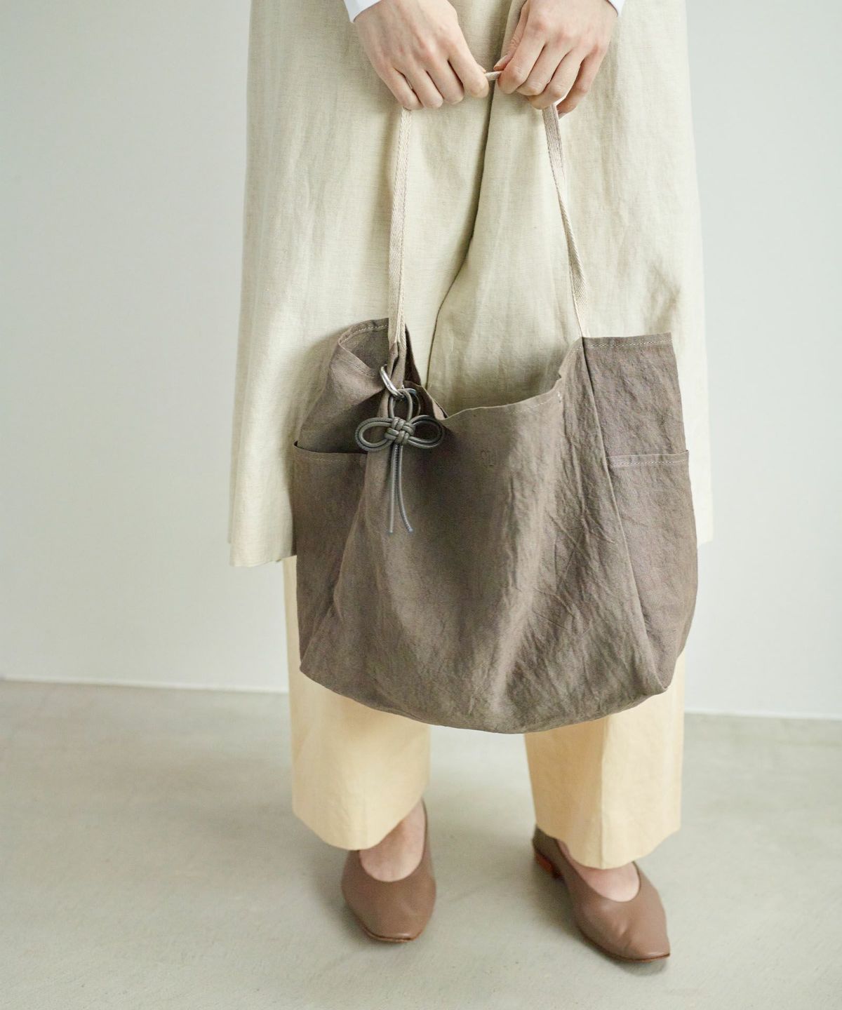 ※現在こちらのカラーの展開はございません。