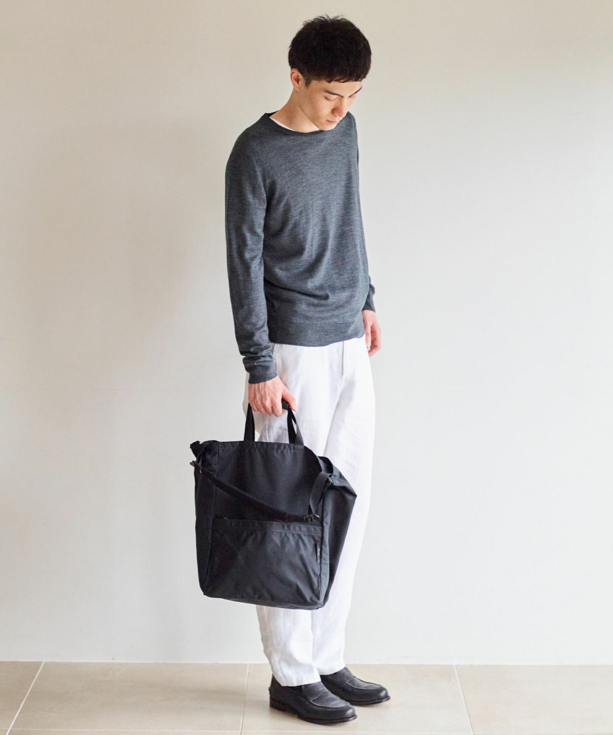 現在こちらのカラーは展開がございません。