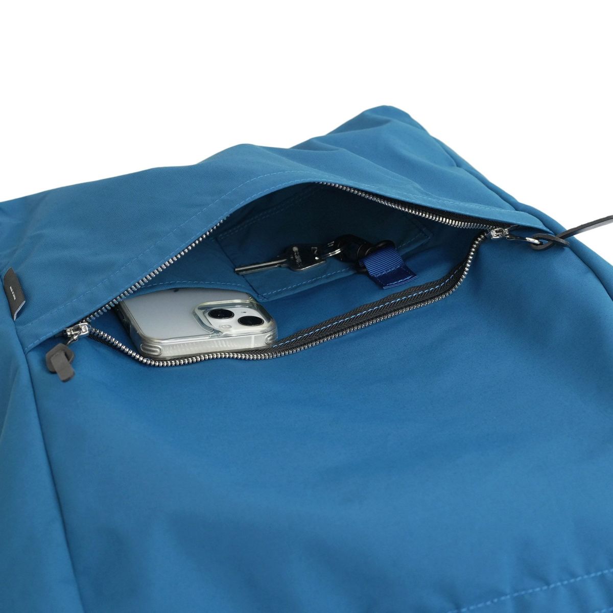 現在こちらのカラーは展開がございません。