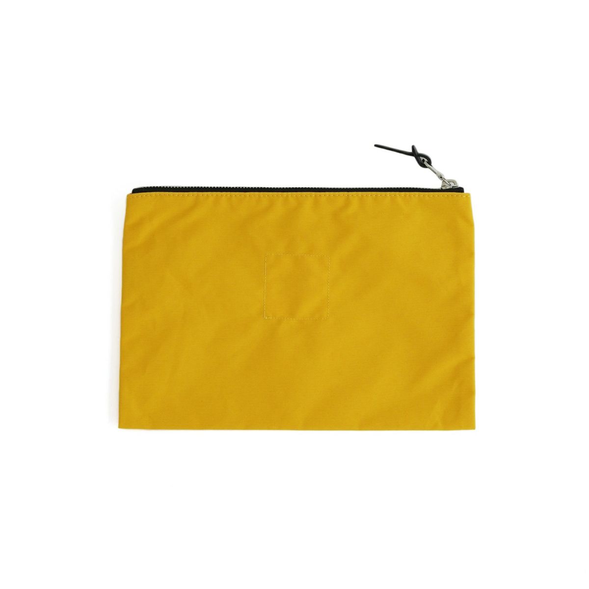 現在こちらのカラーの展開はございません。