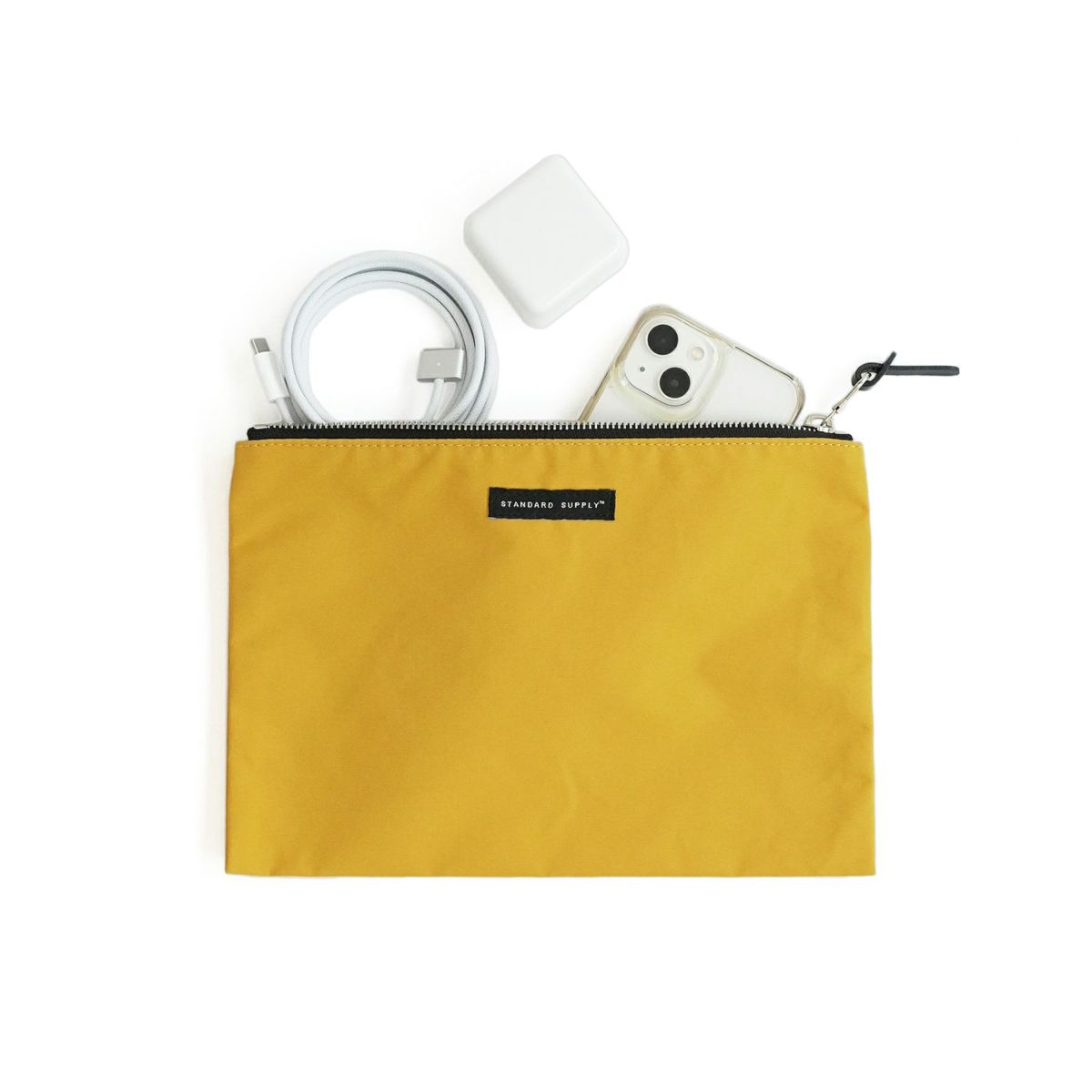 現在こちらのカラーの展開はございません。