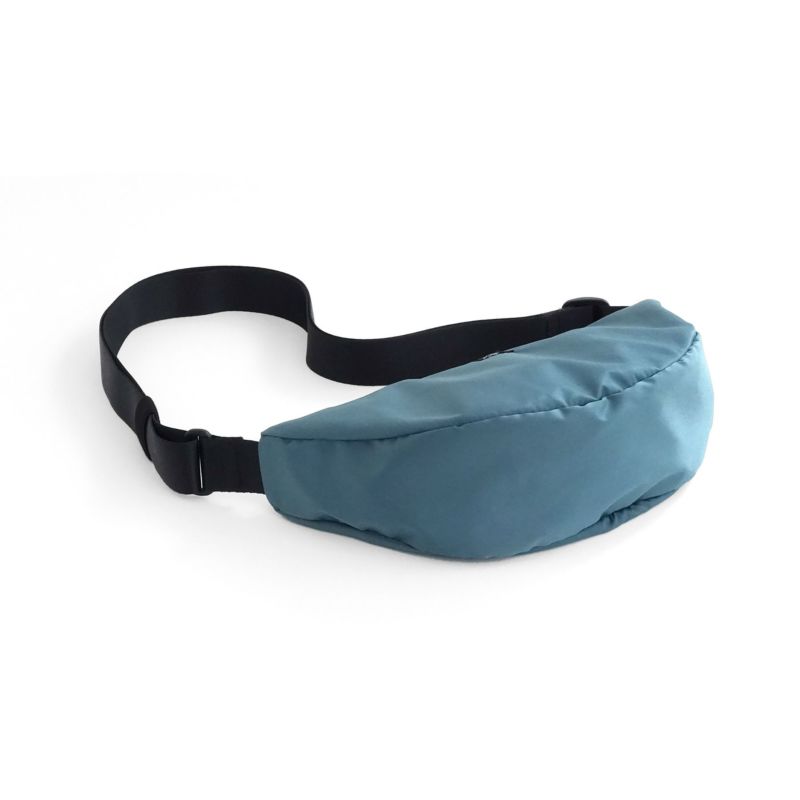 【送料無料】MOON Shoulder bag ショルダーバッグ un+frame（アンフレーム）の「moon leather shoulder bag／PU