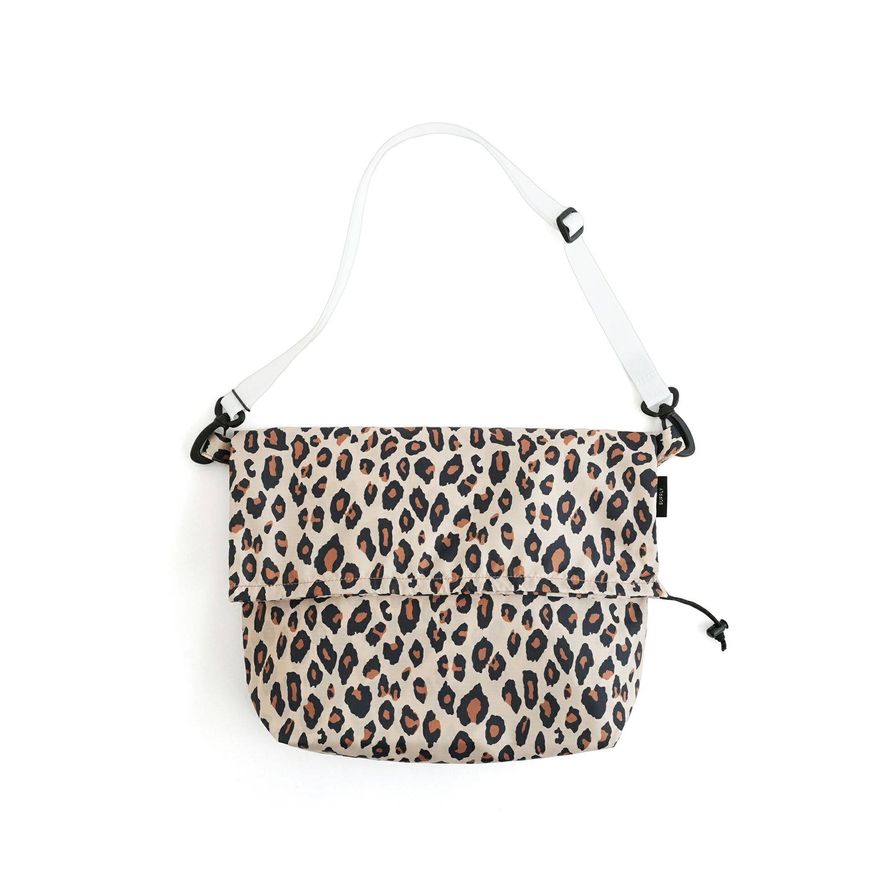 LEOPARD×WHITE