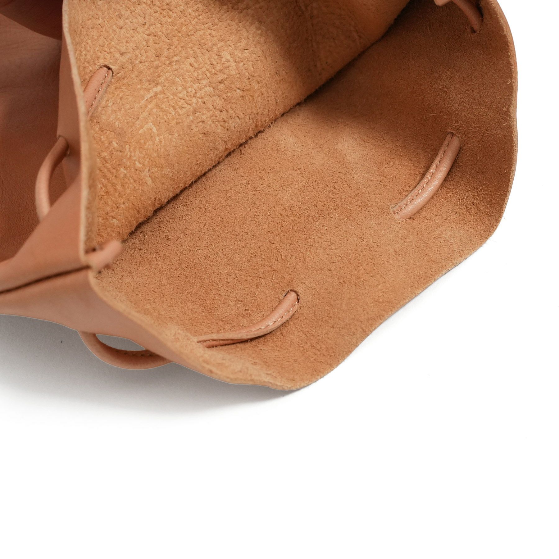HORSE LEATHER DROP SHAPE POUCH M ドロップシェイプポーチM