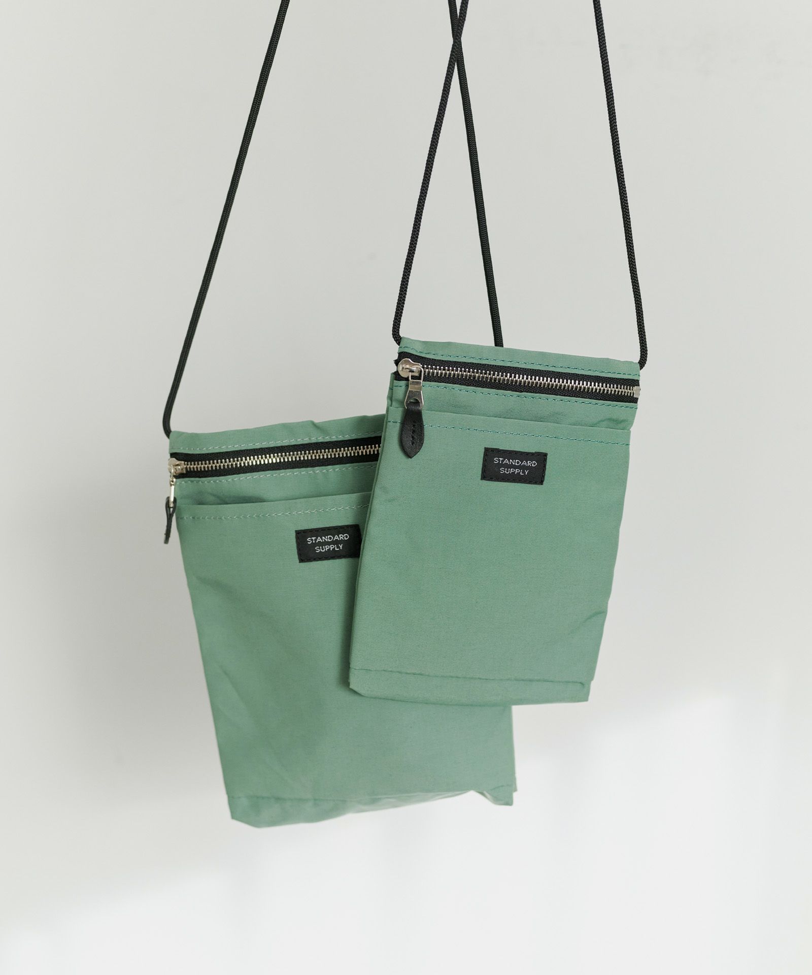 予約】SIMPLICITY LIMITED COLOR SLING PURSE L スリングパースL